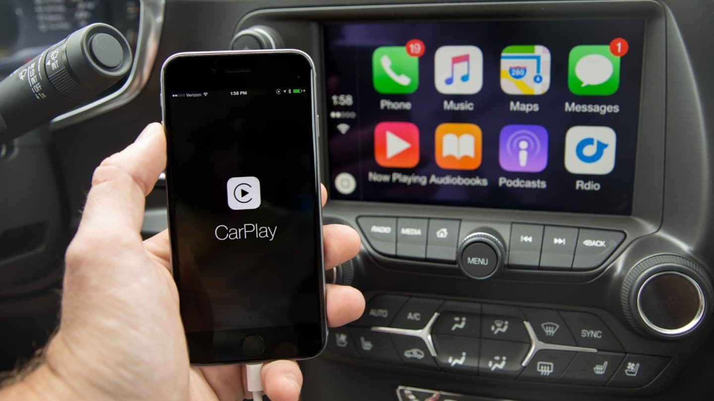 Apple Mapy můžete využívat i v rámci CarPlay