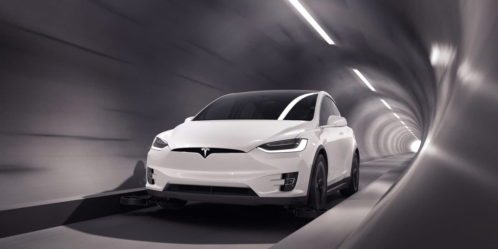 Tunelem The Boring Company projíždí autonomní Tesla