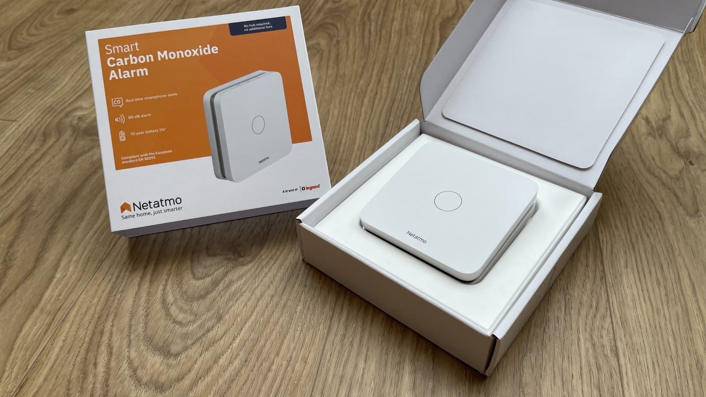 Balení zařízení Netatmo Smart Carbon Monoxide Alarm