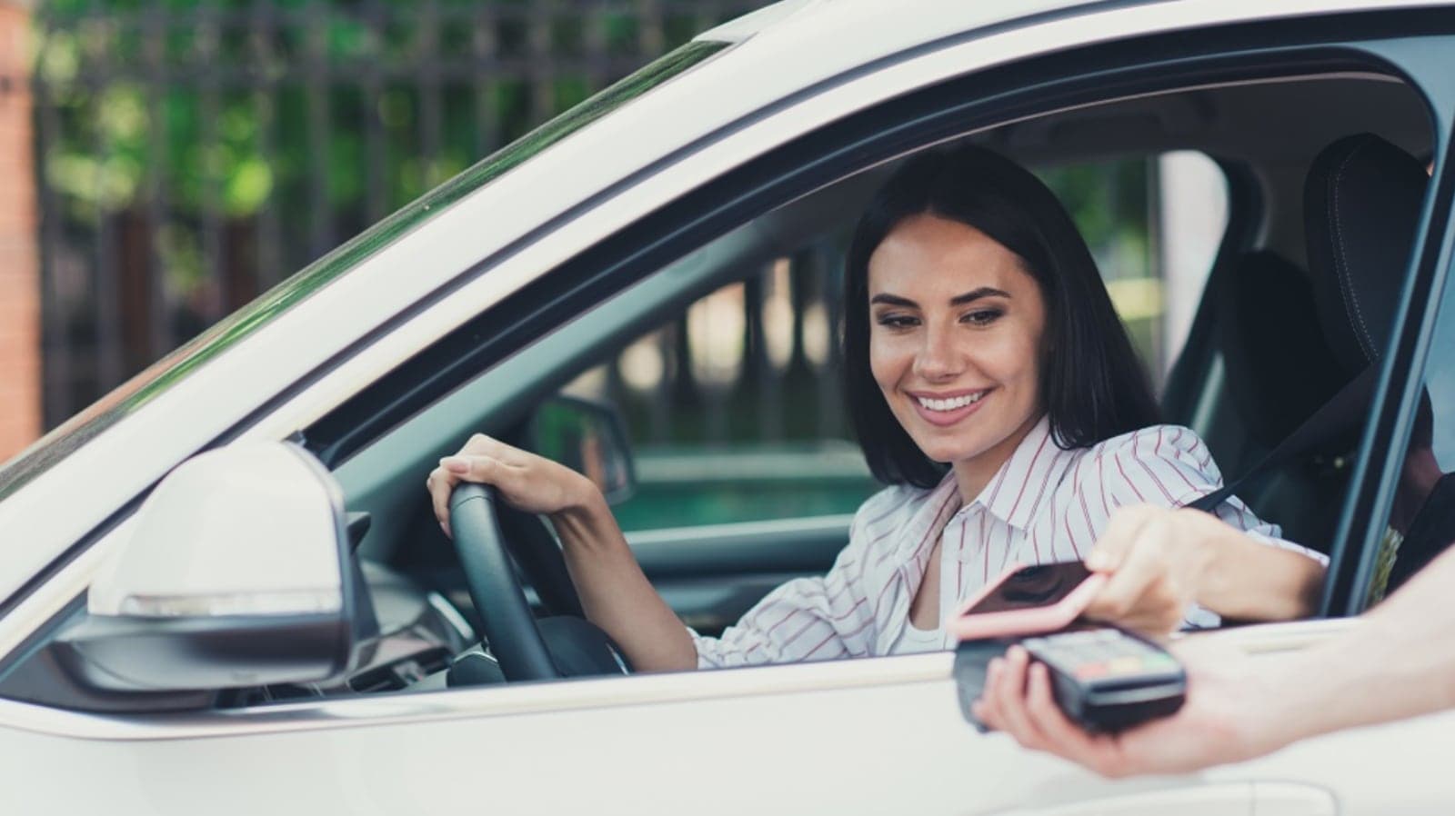 Ukázka používání občanky v podobě mobilní aplikace | foto: Státní tiskárna cenin