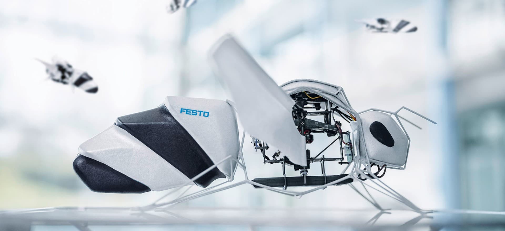 Festo přináší užasnou novinku v podobě robovčely BionicBee