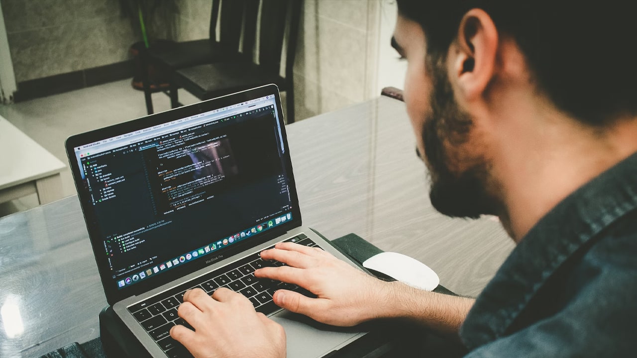 Programátor | foto: Unsplash