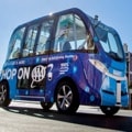 Autonomní shuttle s posádkou boural, protože nebylo k dispozici manuální ovládání