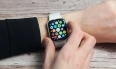 Apple Watch čeká největší redesign v historii. Kdy se hodinek dočkáme?