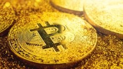 Bitcoin prudce roste! Za pouhý týden šlo vydělat přes 100 tisíc na jediné „minci“