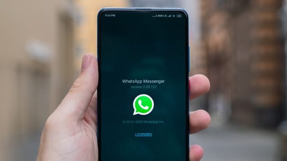 WhatsApp má problém. Americká vláda musí aplikaci okamžitě přestat používat