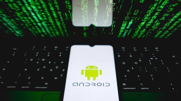 Máte mobil s Androidem? V Česku řádí virus, který v žádném případě nepodceňte