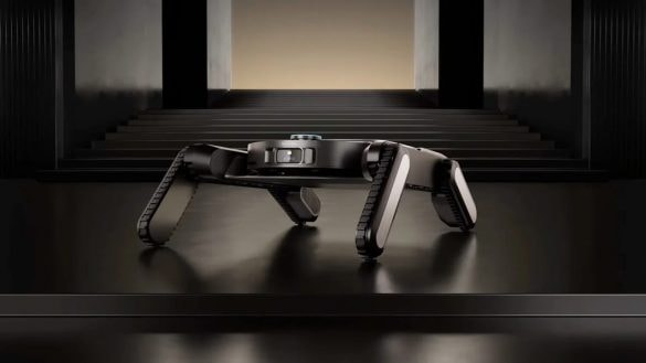 První robotický vysavač, který se nezalekne schodů. Umí po nich sejít jako člověk