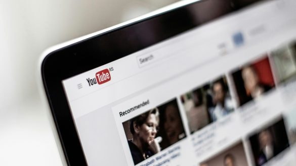 YouTube zavádí dabovaná videa. Dočkáme se už brzy zahraničního obsahu v češtině?
