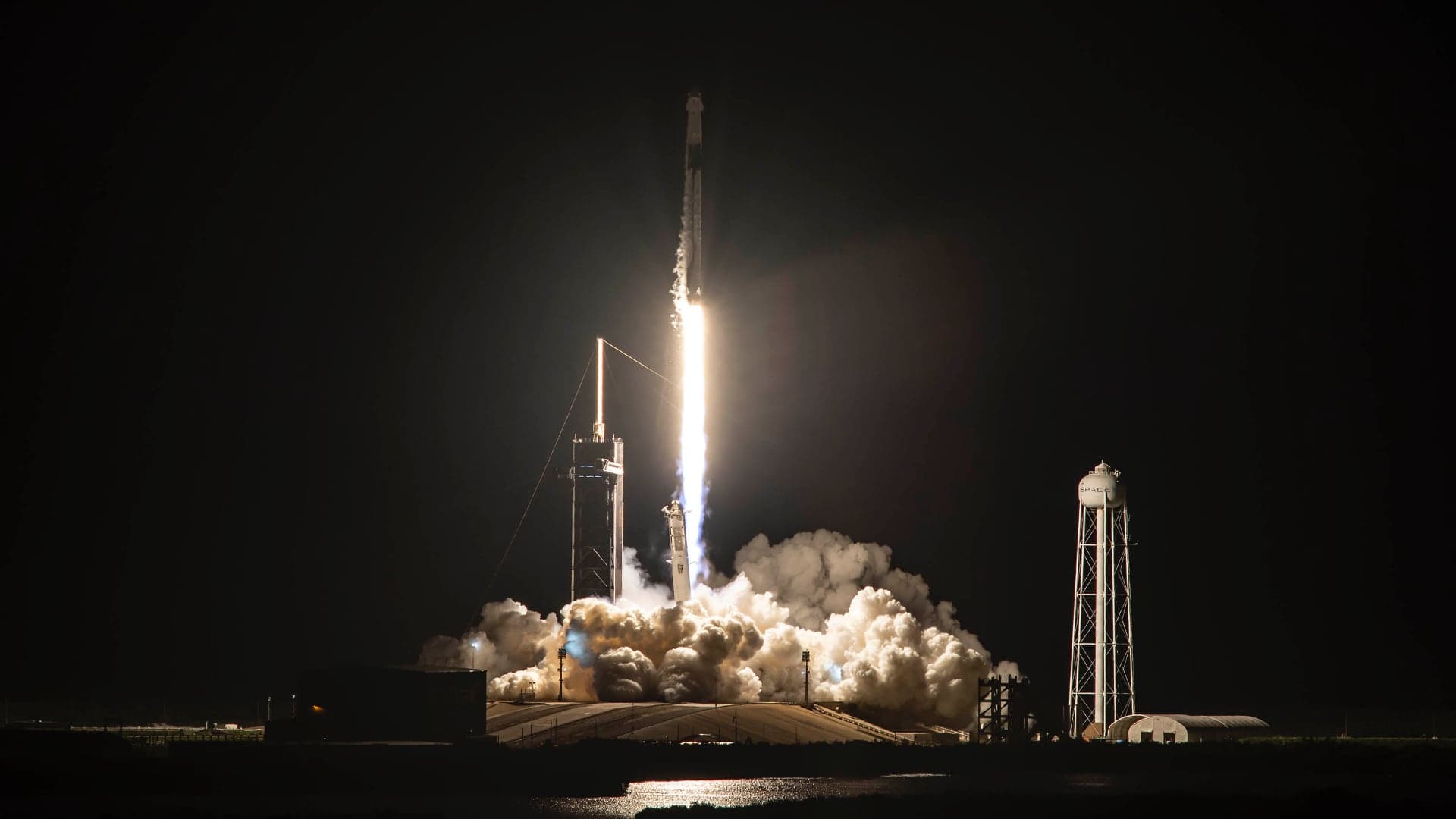 SpaceX mise Inspiration4 a start rakety