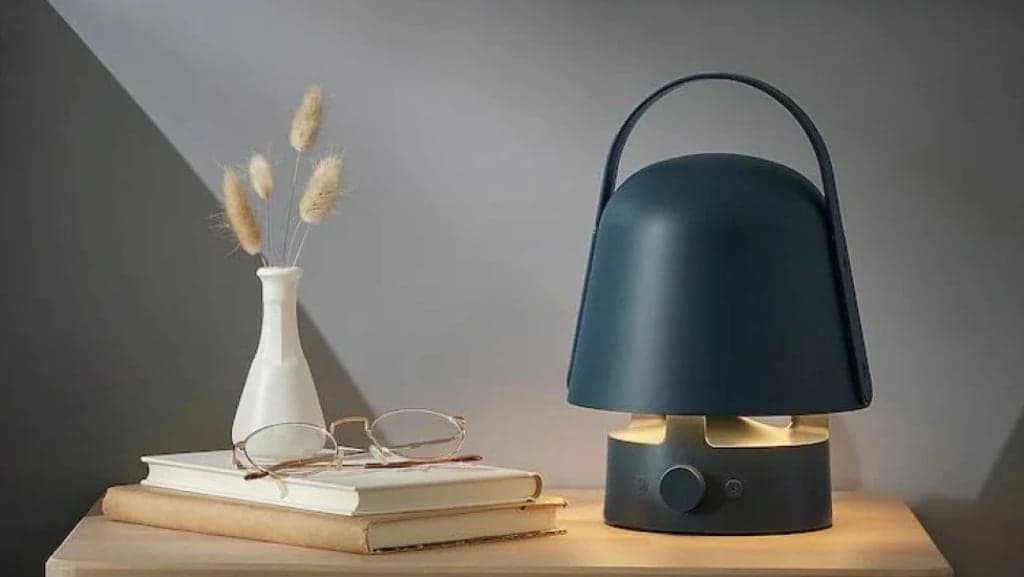 IKEA The Vappeby reproduktor a svítilna v jednom