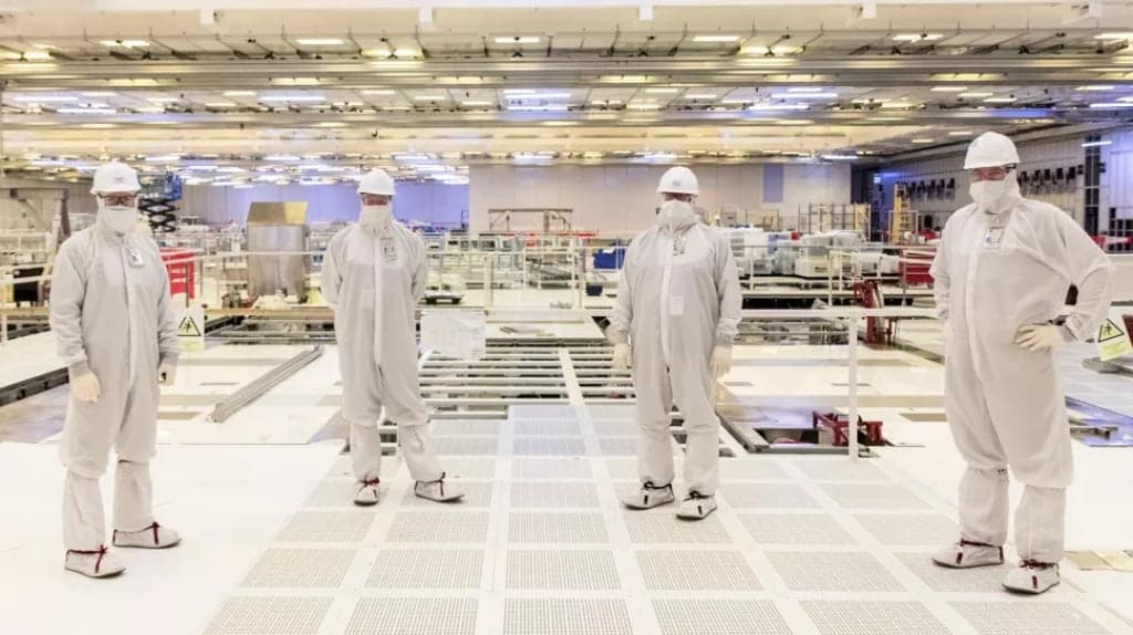 Intel a výroba polovodičů v Irsku