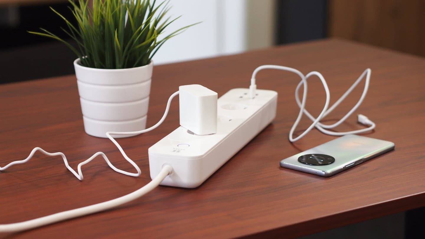 Tesla Smart Power Strip 3 + 4 USB recenze