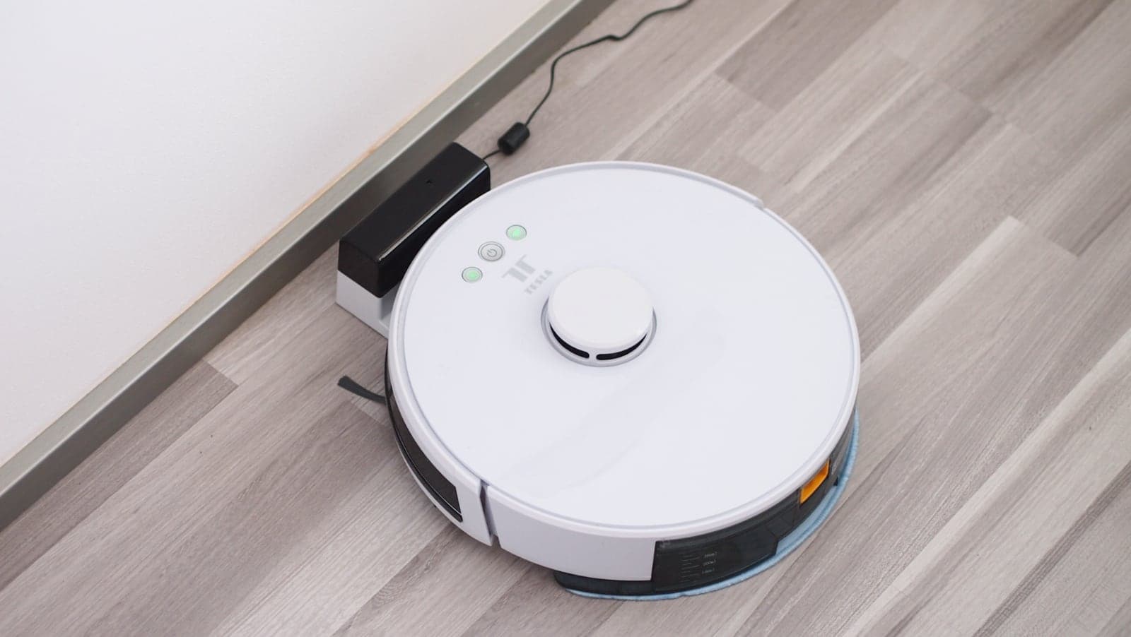 Tesla Smart Robot Vacuum Laser recenze