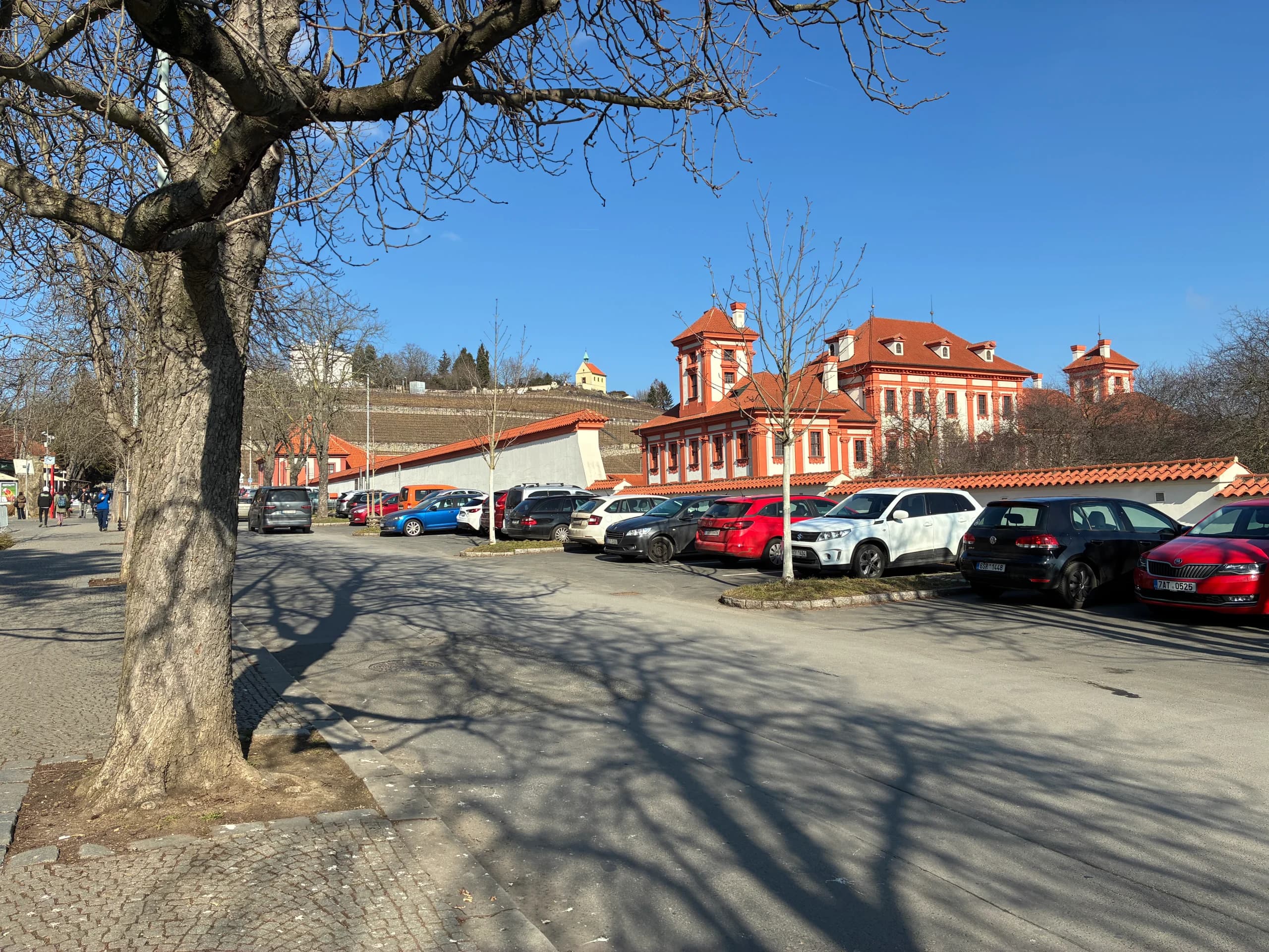 iphone 16e recenze zkusebni fotografie 1 scaled